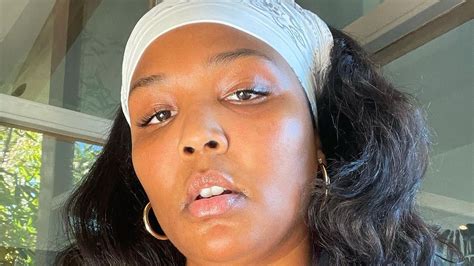 lizzo's tits|Lizzo Shares Unedited Nude Selfie to “Change the Conversation .